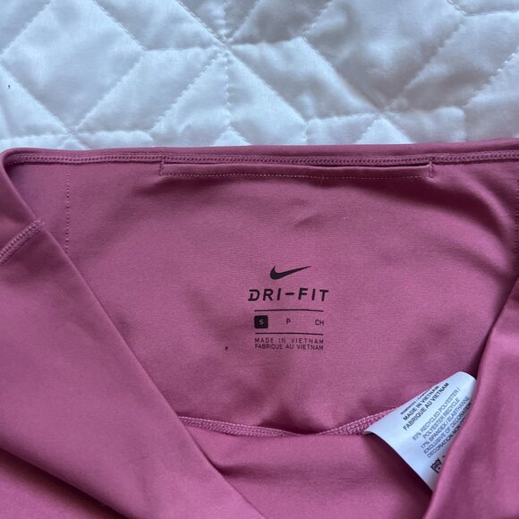 High Waisted Nike Dri-Fit Leggings (Sz.S) - Picture 2 of 3
